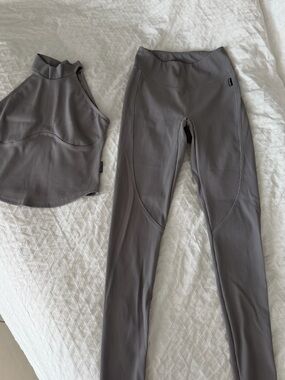 Bonafide sport set top and leggings.